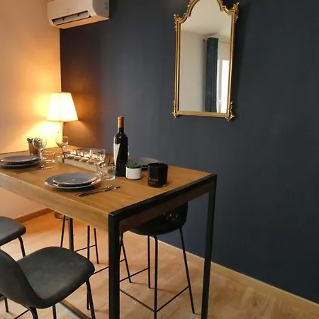 Le Royal P2 - Hyper Center - Terrace Apartment *