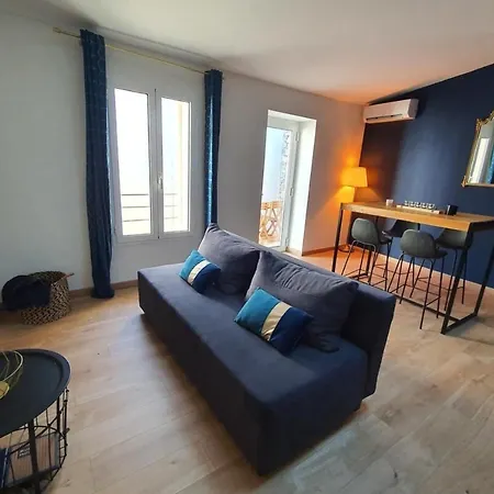 Le Royal P2 - Hyper Center - Terrace Apartment Nimes
